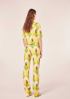 TARA JARMON Pantalon Imprime Fleurs Jaunes Paivan Wholesale